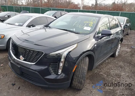 2022 Cadillac Xt4 Awd Luxury z USA, uszkodzony, nr VIN 1GYFZBR46NF170637